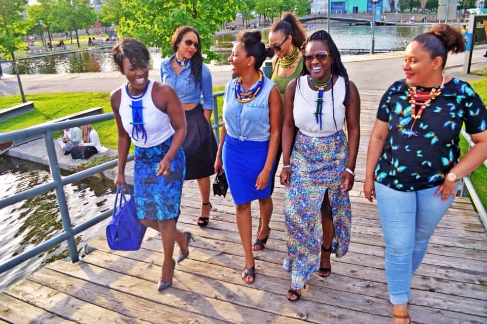 Des femmes en TRIBIA ça donne ça.